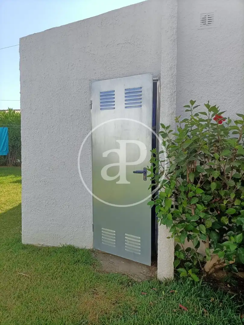 House with pool to rent in Carrer Ulisses, imagen 26