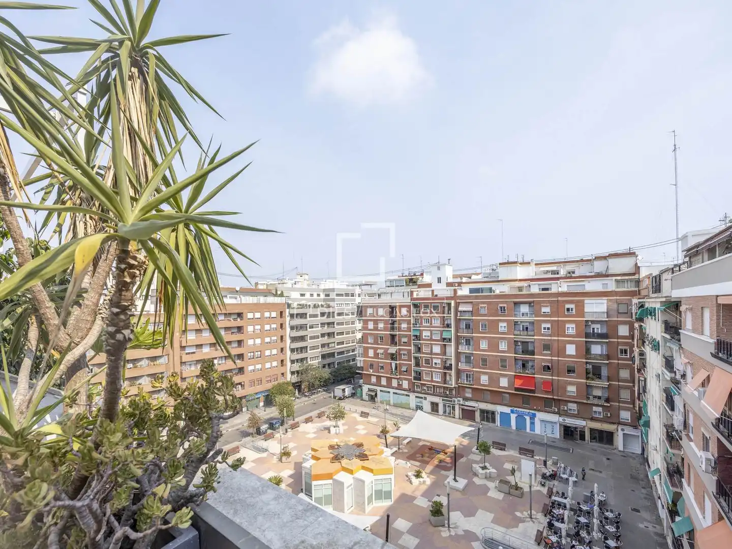 Vista exterior de Àtic de lloguer en Valencia amb Aire condicionat, Calefacció i Parquet