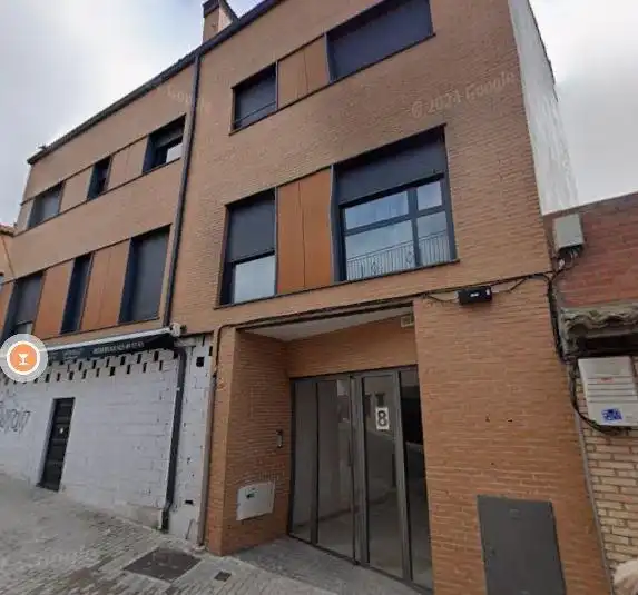Piso con ascensor en venta en Bargas