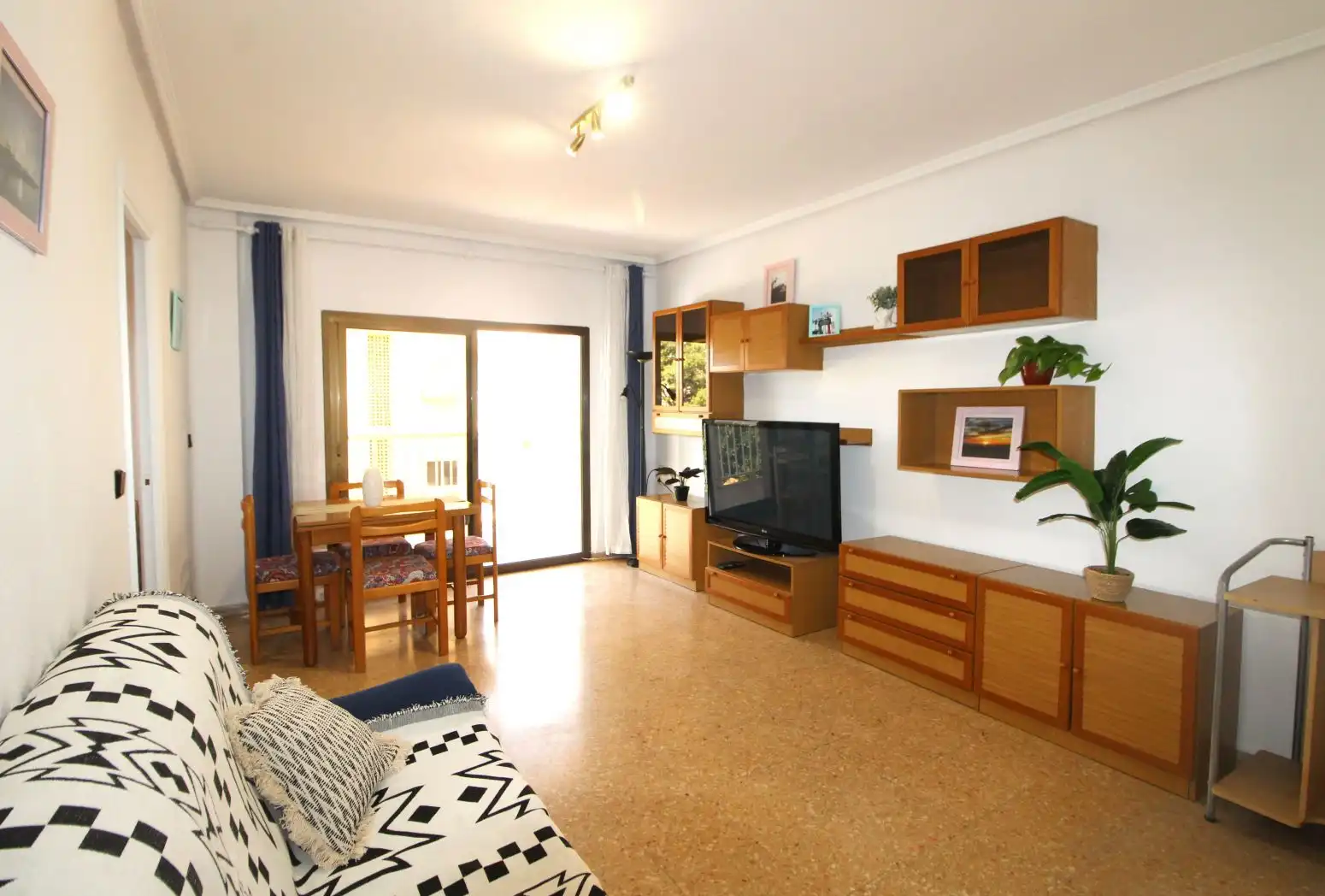 Wohnung zur Miete in Platja de la Pobla de Farnals