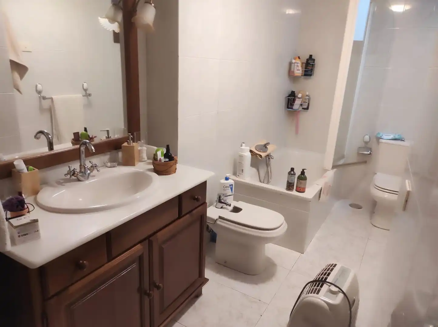 Baño de Casa o chalet en venta en Santiago de Compostela  con Calefacción