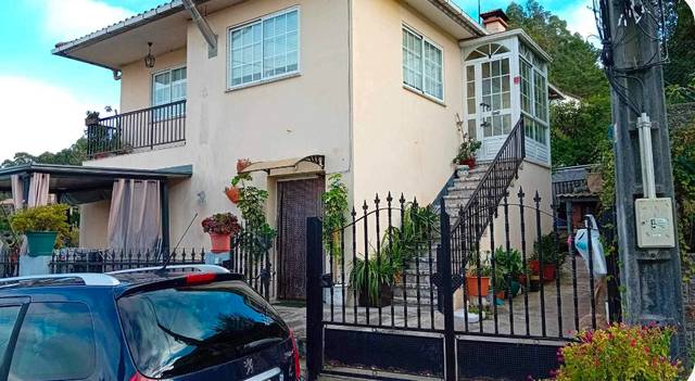 Casa-chalet en Venta en Vilaboa