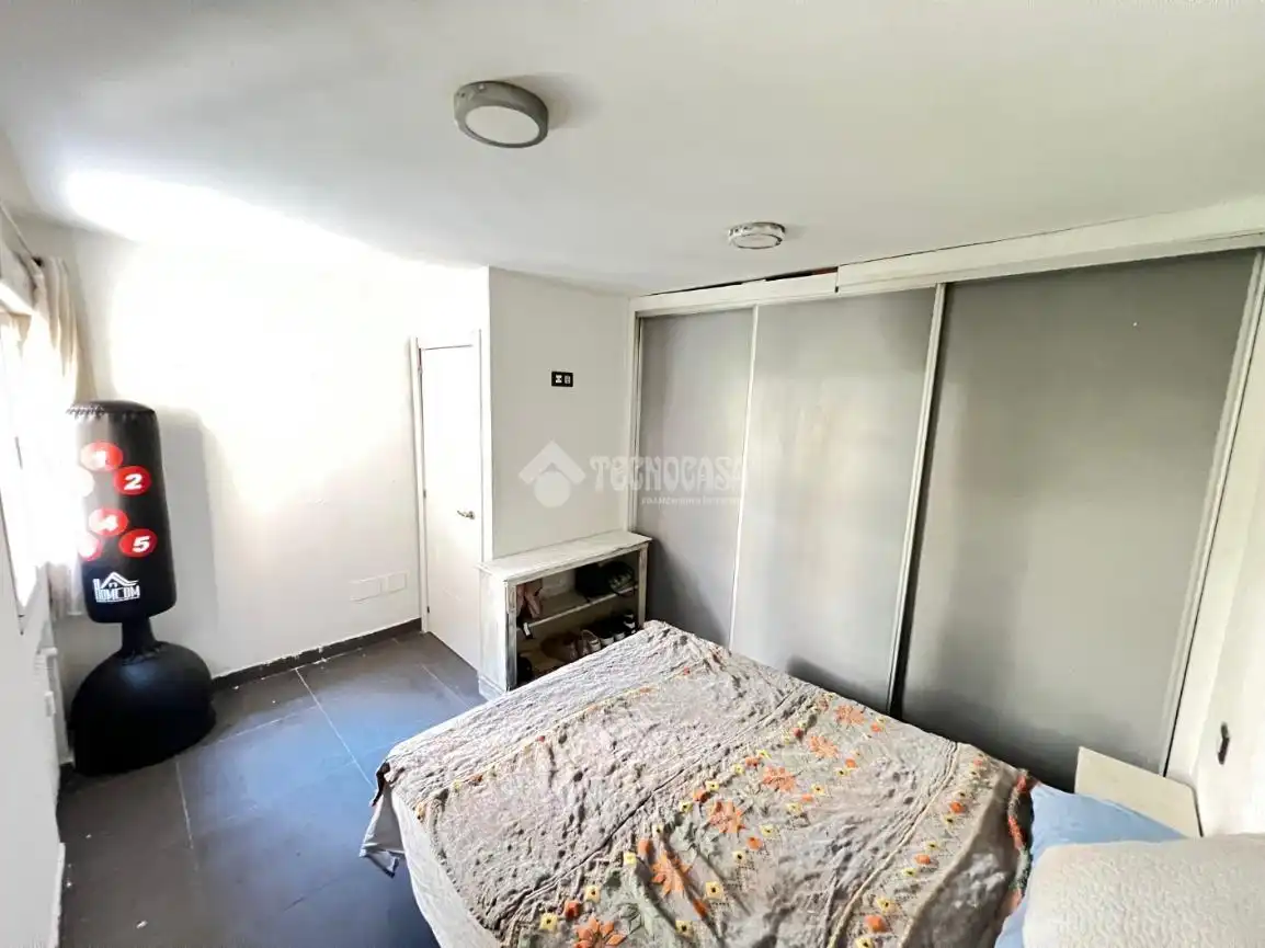 Habitación de Piso en venta en Madrid con Aire acondicionado y Terraza