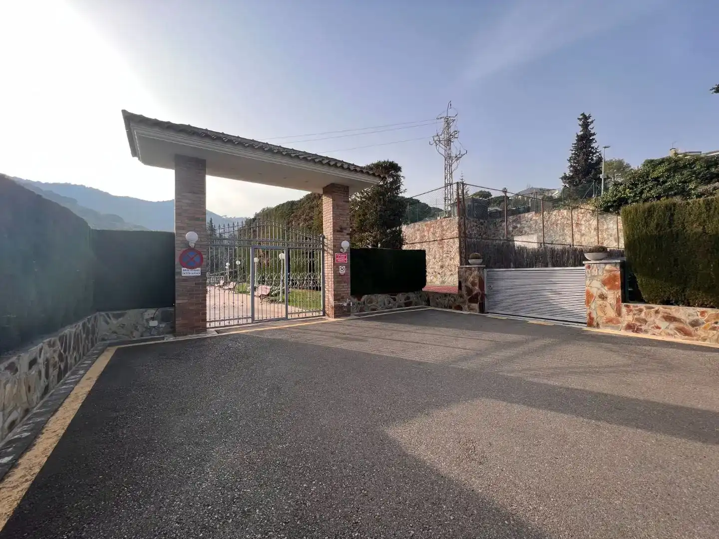 Parking of Detached homes for rent in Alella  with Air Conditioner, Private garden and Storage room