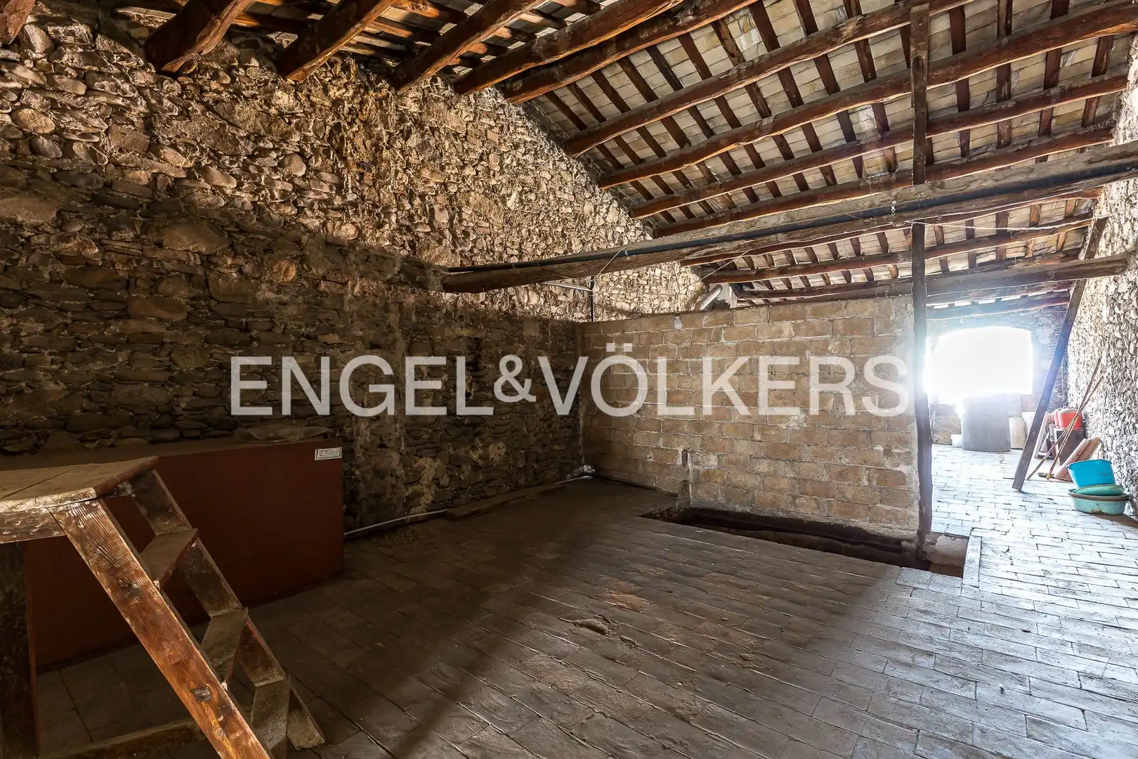 Casa adosada en venda en Sant Vicenç de Castellet amb Calefacció i Jardí privat