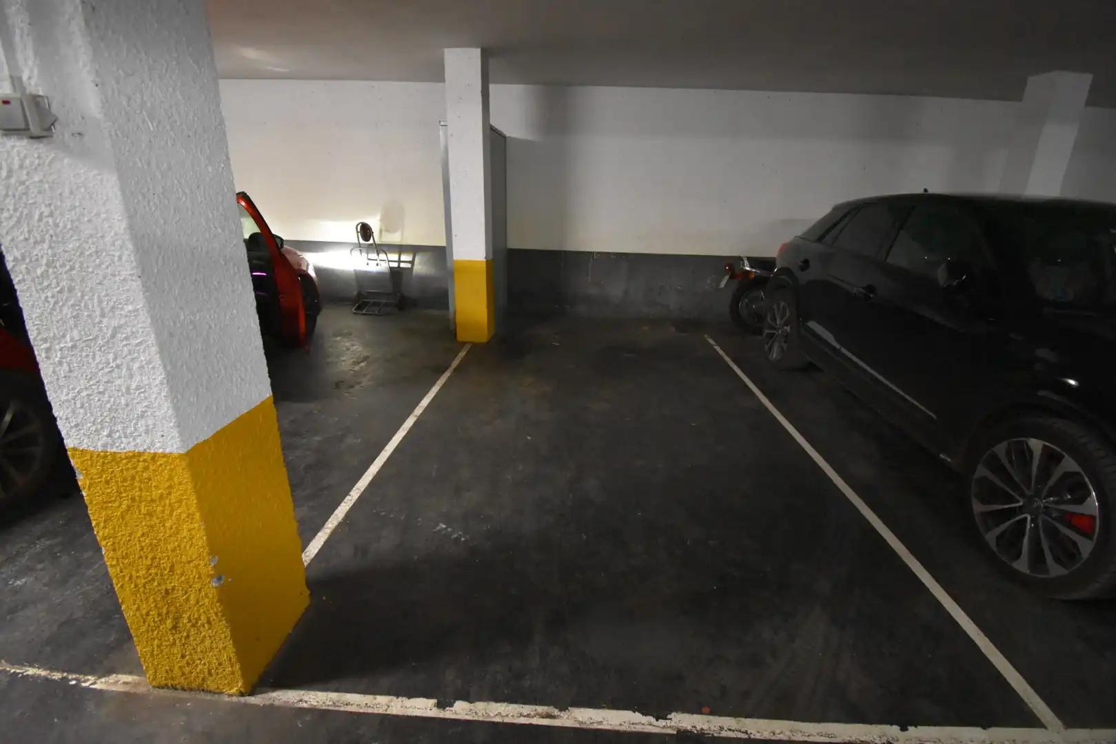 Aparcament de Casa adosada en venda en Arredondo amb Jardí privat