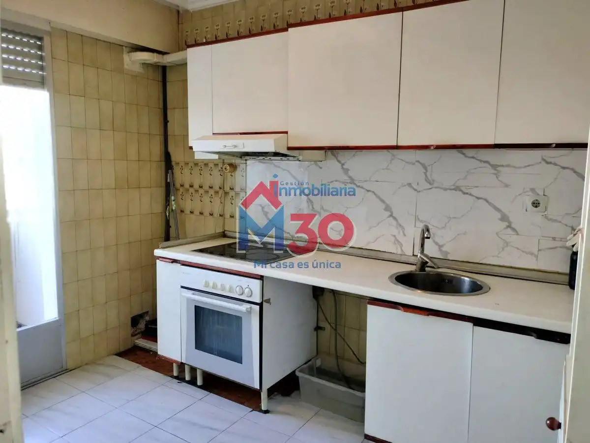 Mini appartamento con terrazza in vendita a Centro, imagen 2