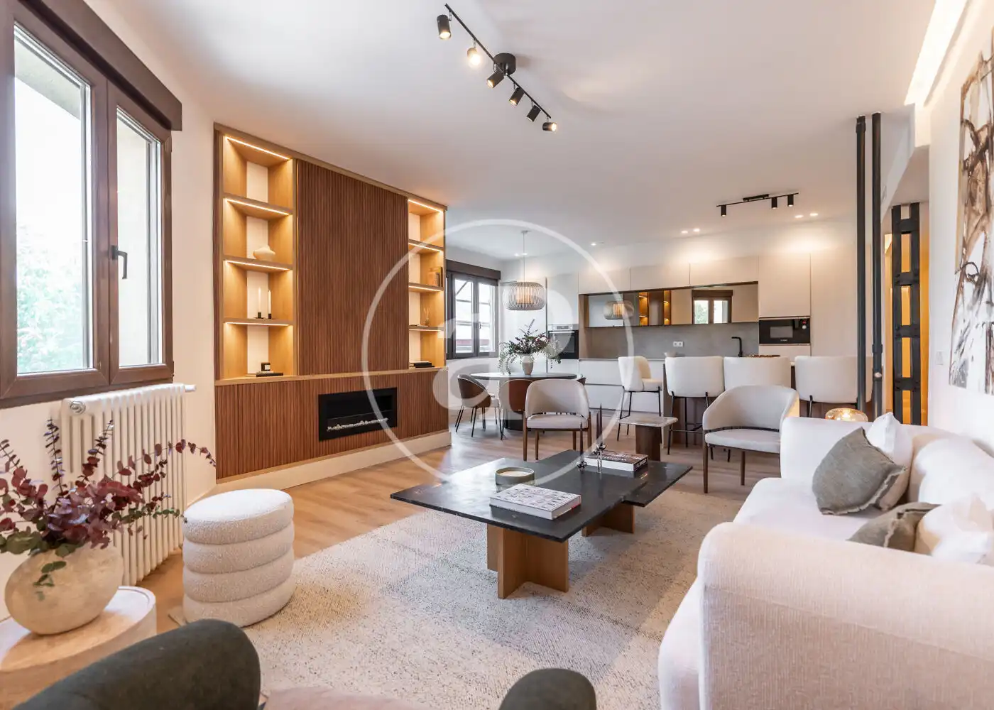 Sala de estar de Piso en venta en  Madrid Capital con Calefacción y Amueblado