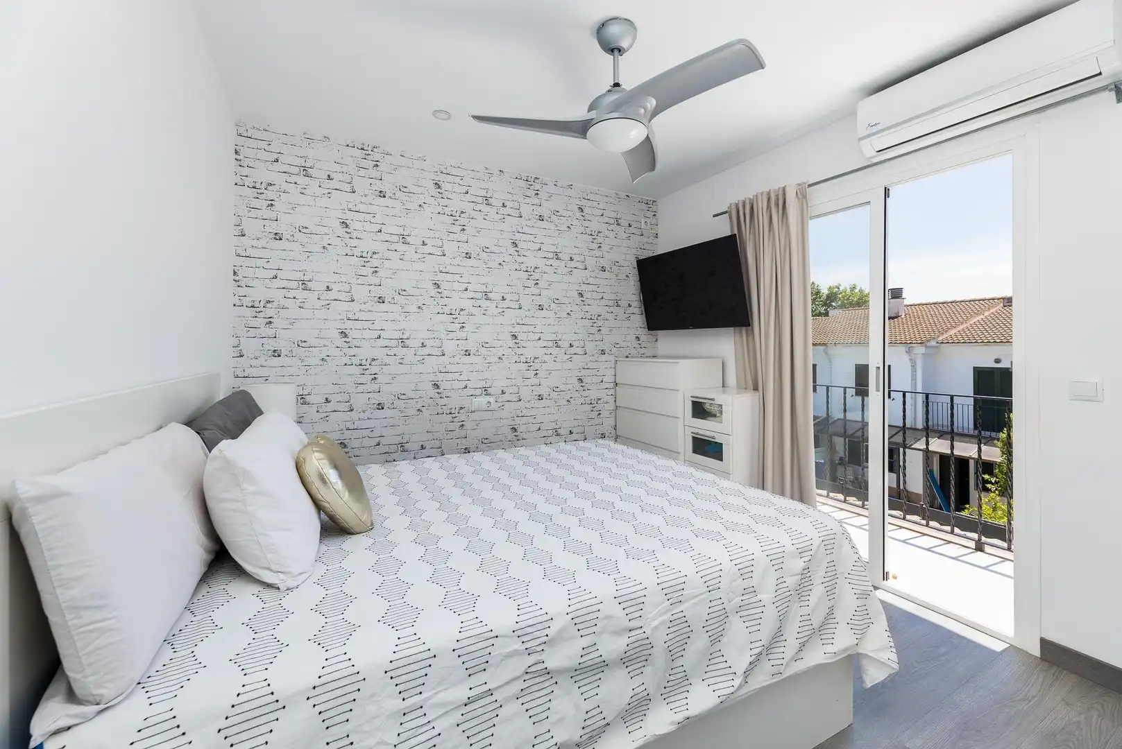 Habitación de Casa adosada en venta en  Palma de Mallorca con Aire acondicionado, Terraza y Horno