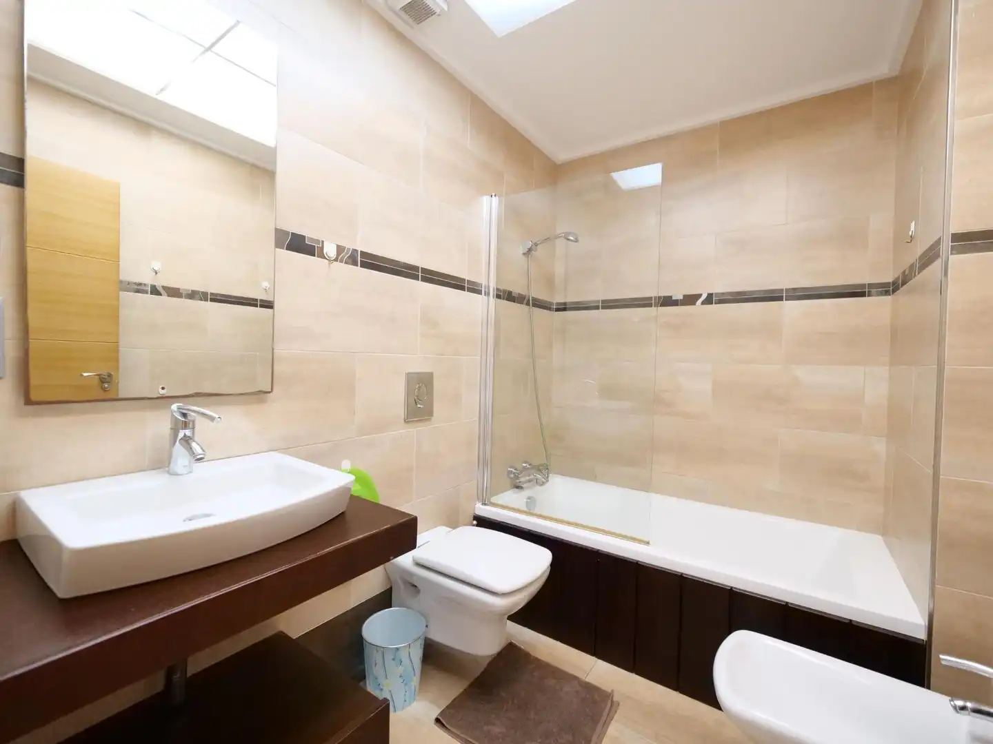 Baño de Apartamento en venta en Guardamar del Segura con Aire acondicionado, Jardín privado y Terraza