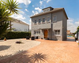 Exterior view of House or chalet for sale in Santa Eulàlia de Ronçana  with Terrace, Swimming Pool and Balcony