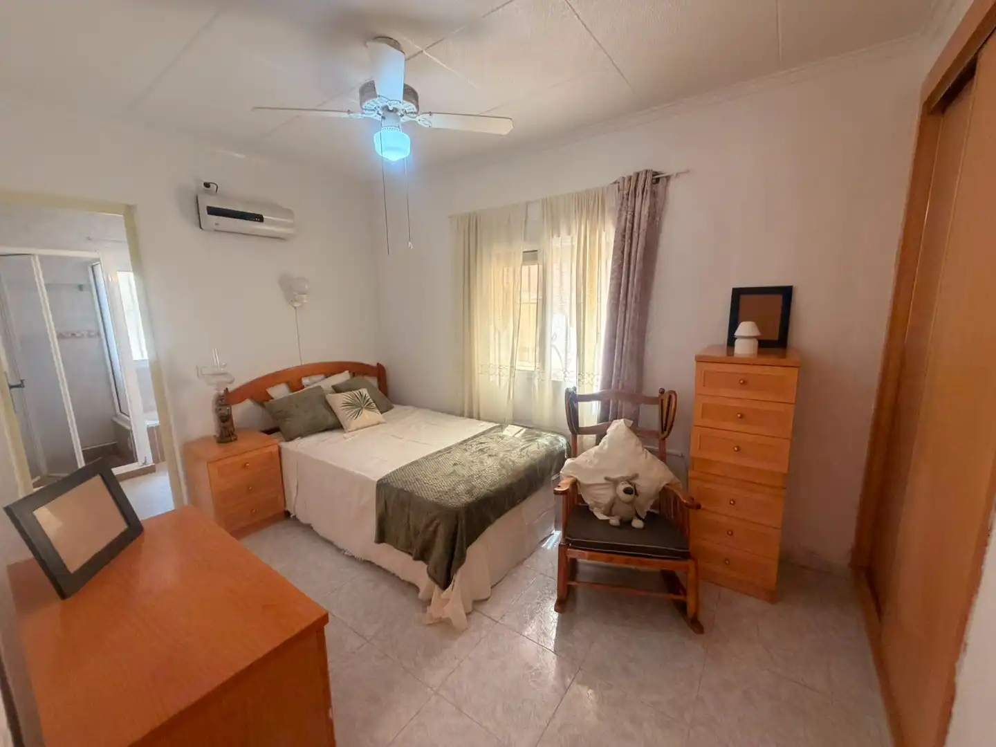 Habitación de Casa o chalet en venta en San Fulgencio con Aire acondicionado, Calefacción y Jardín privado