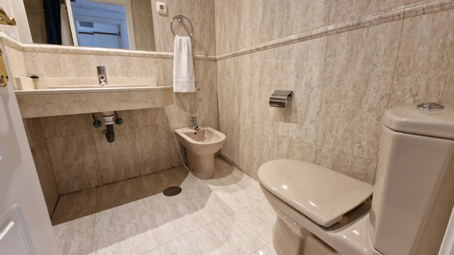 Apartamento de alquiler en Calle de Deyanira, 59, Rejas