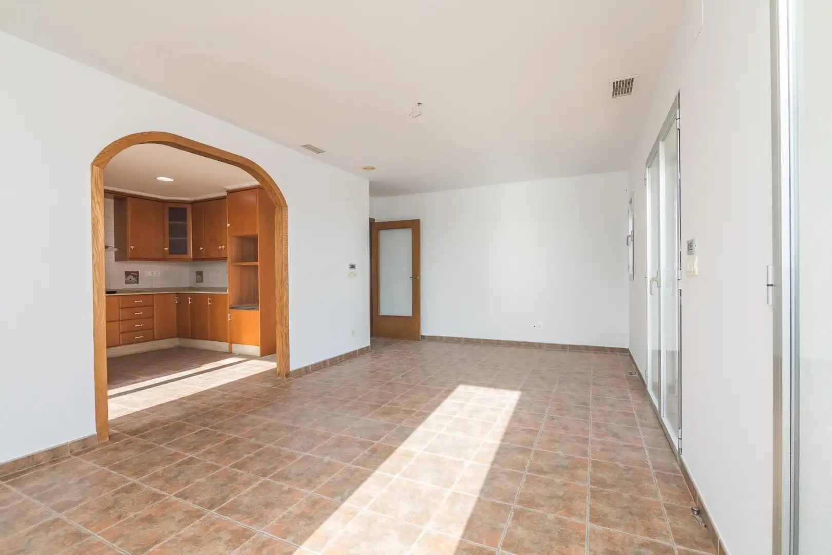 Dachboden zum Verkauf in Elche / Elx mit Klimaanlage, Heizung und Terrasse