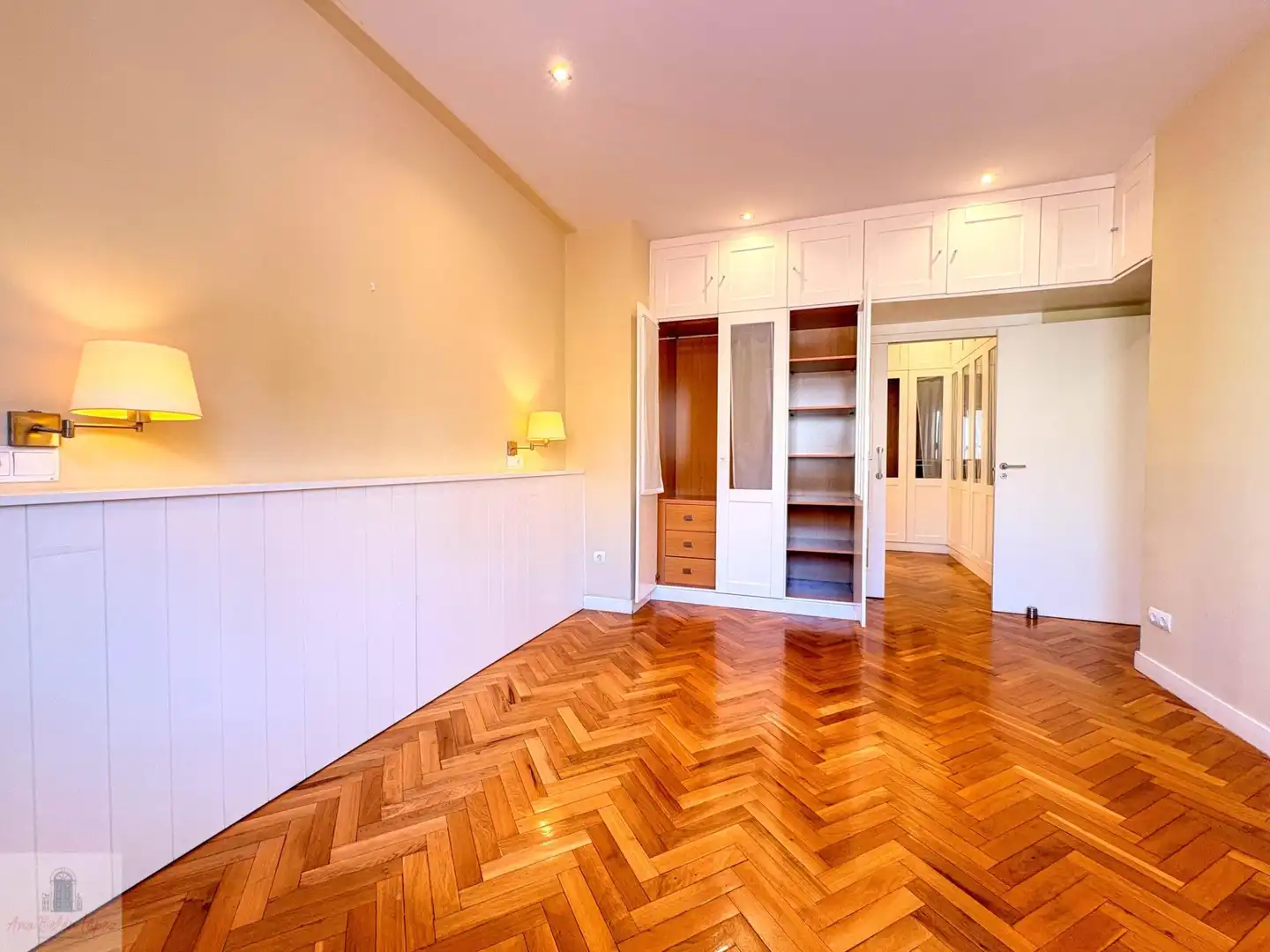 Bedroom of Flat for rent in Badajoz  with Air Conditioner and Heating