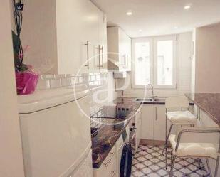 Kitchen of Flat to rent in  Valencia Capital  with Air Conditioner, Heating and Furnished