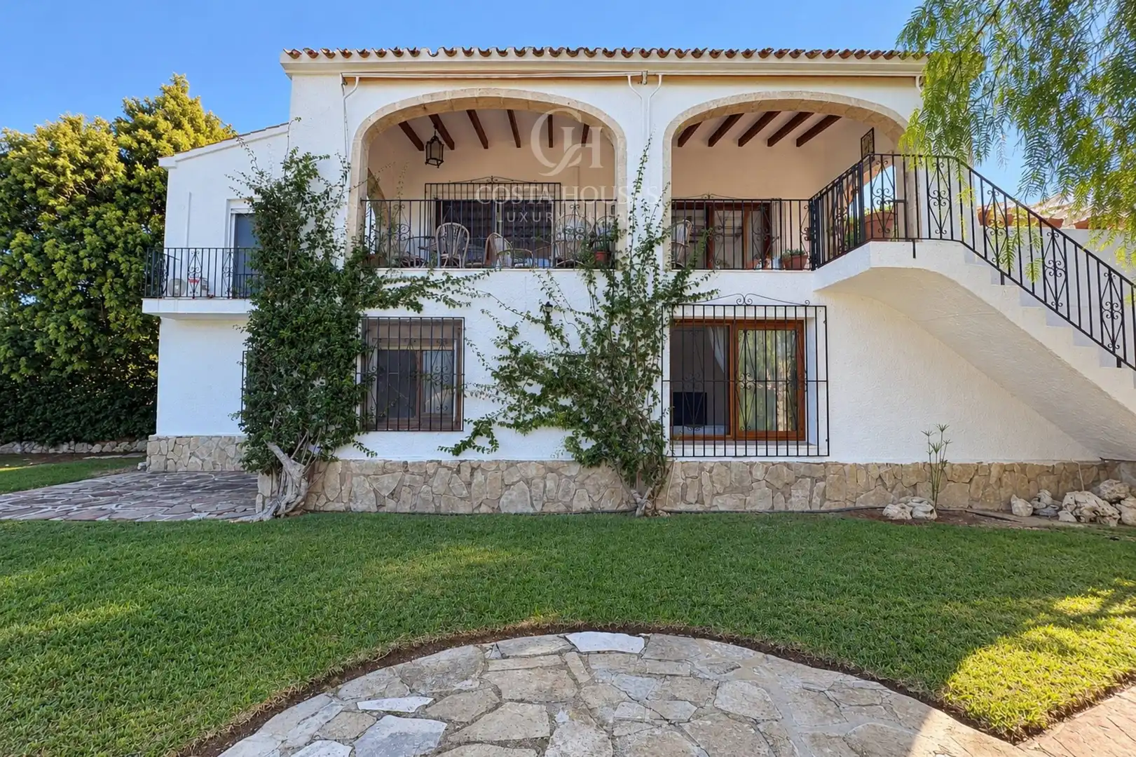 Vista exterior de Casa o chalet en venta en Partides comunes - Adsubia