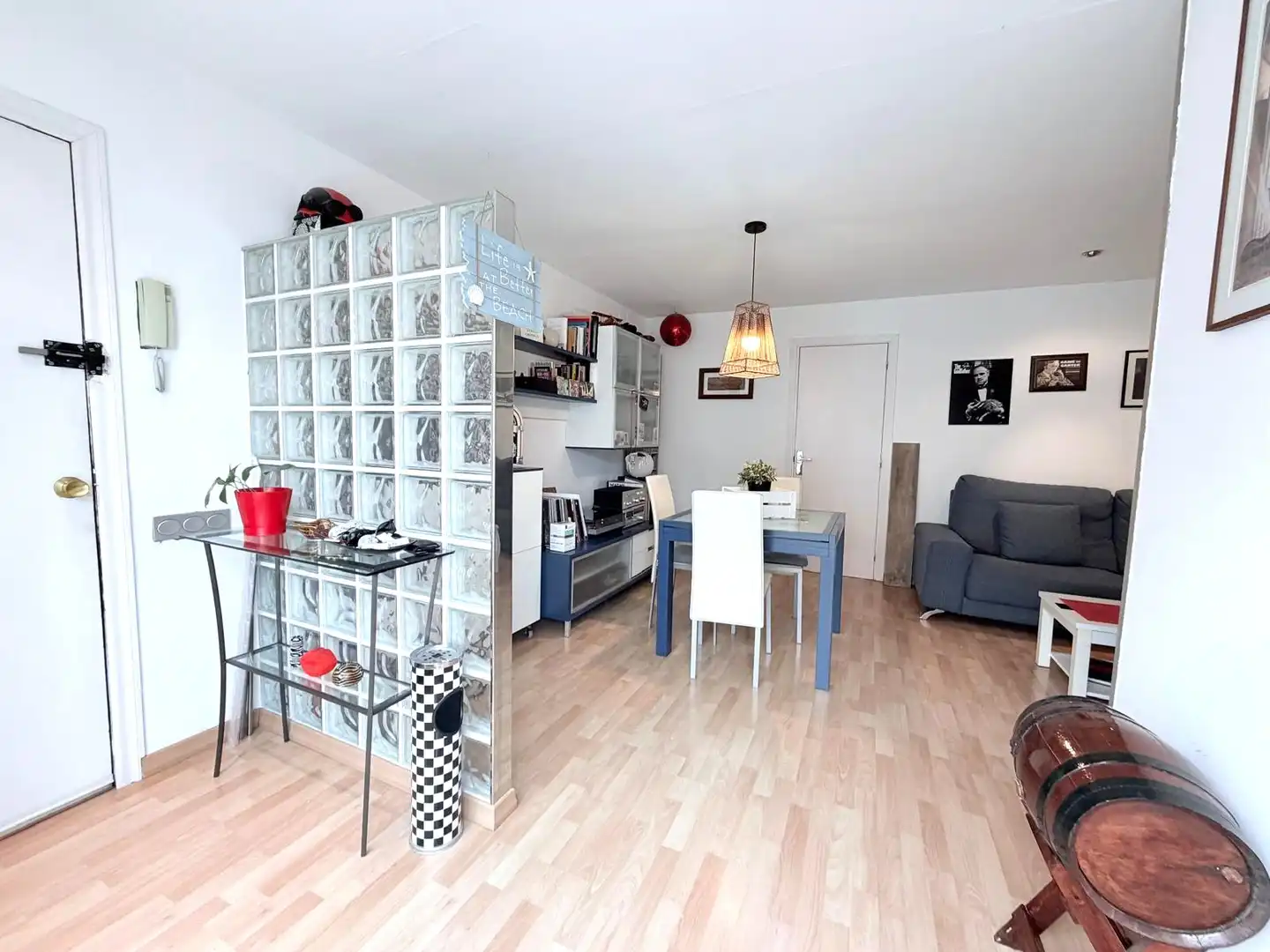 Wohnzimmer von Wohnung zum Verkauf in Terrassa mit Parkett und Terrasse