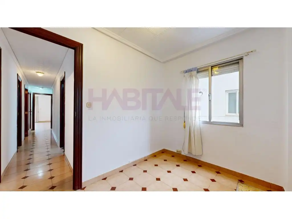 Bedroom of Flat for sale in Valencia  with Balcony
