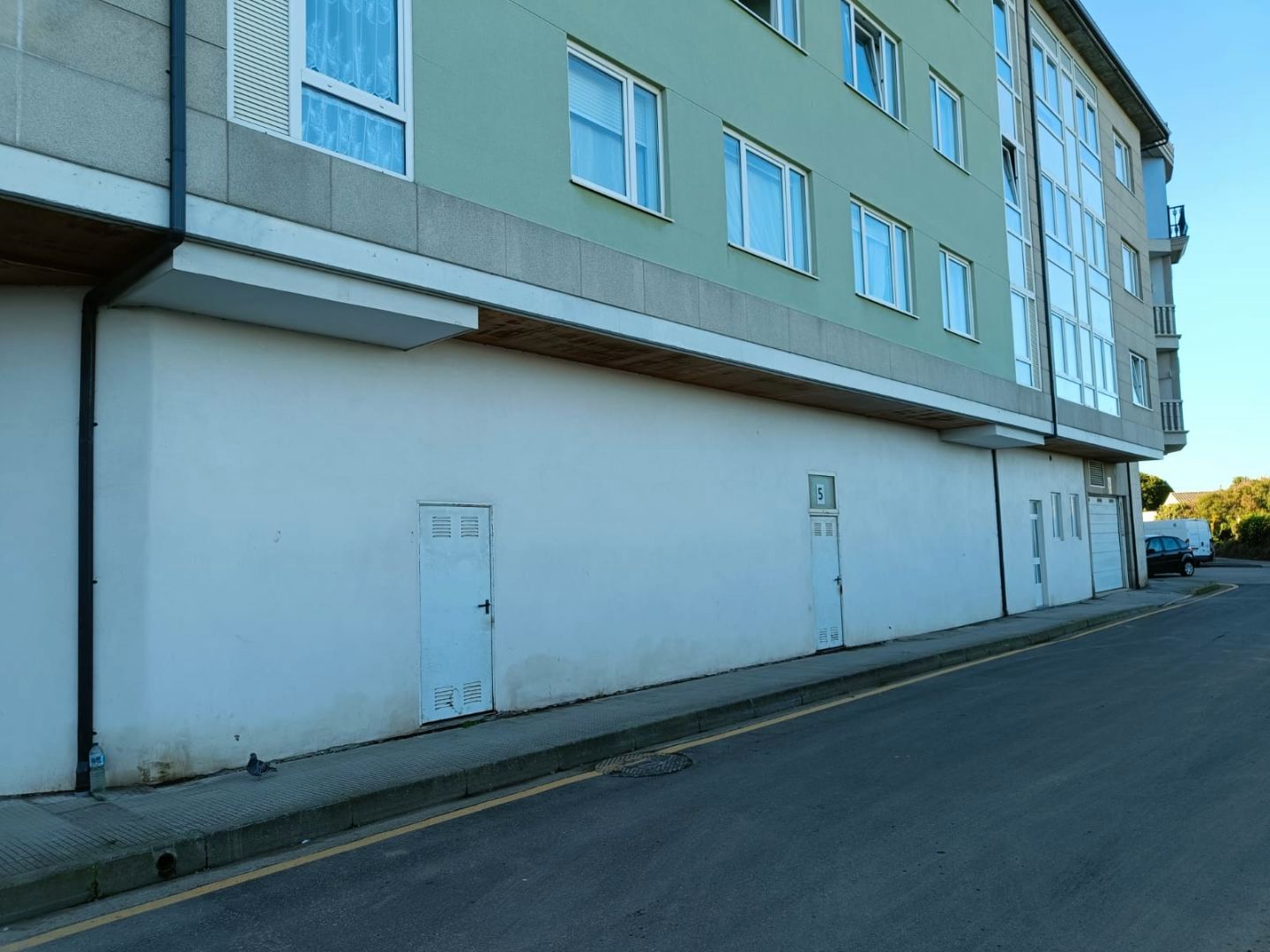 Vista exterior de Local de lloguer en Ribadeo
