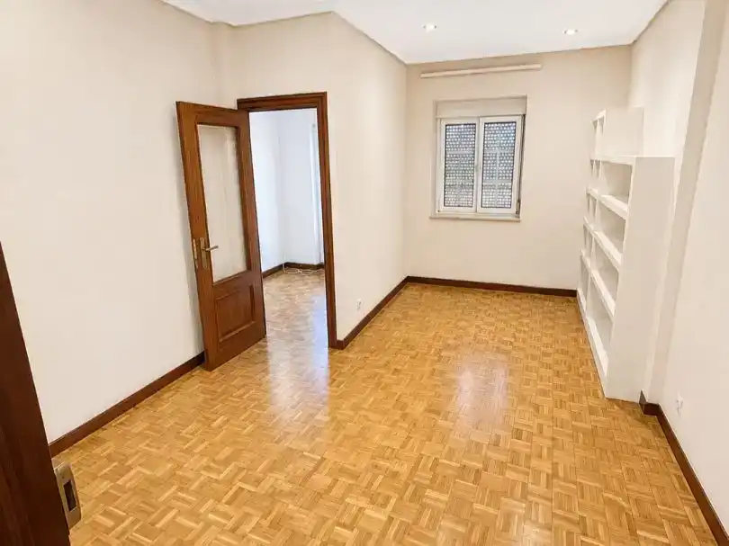 Piso en venta en Castilla - Hermida