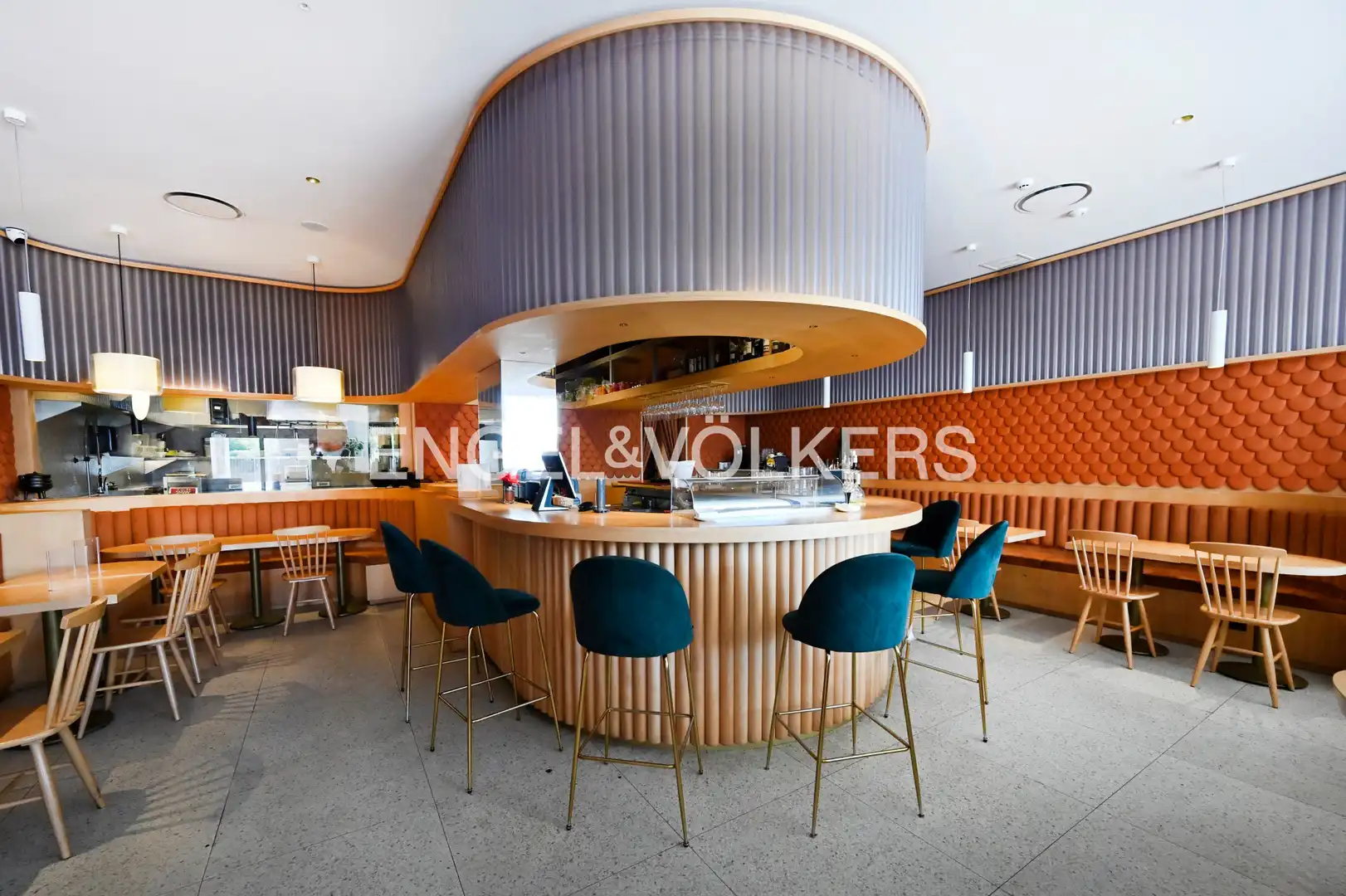 Commercial properties for sale in Santander  with Air Conditioner, Terrace and Furnished