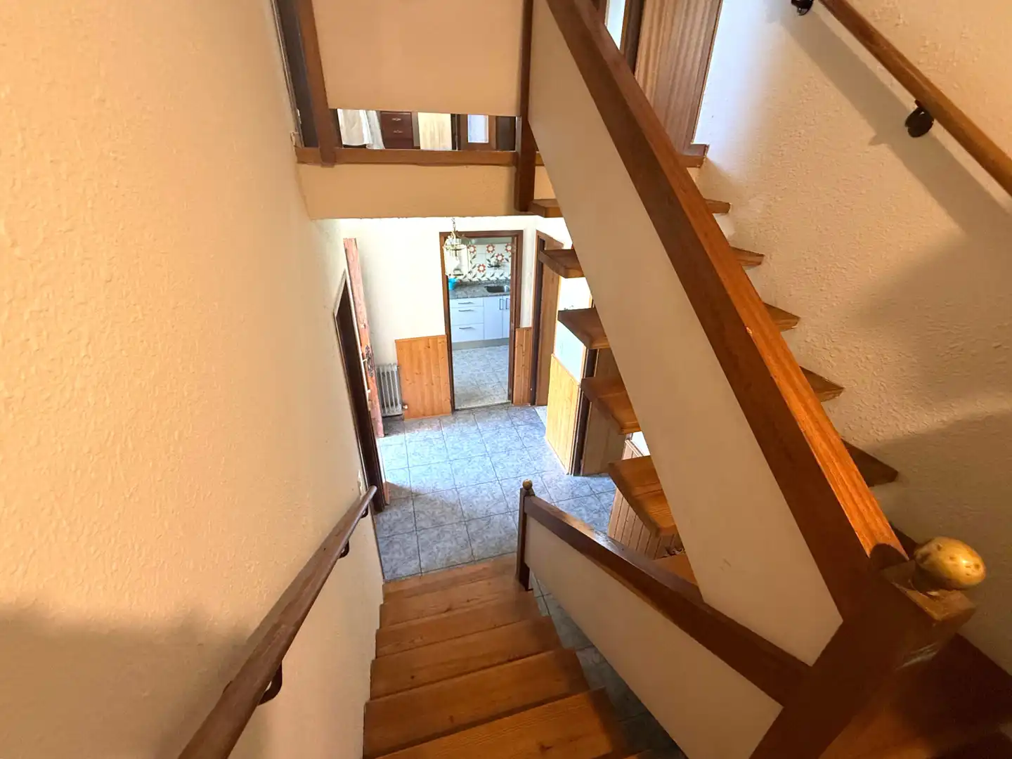 Casa adosada en venta en Boñar con Calefacción, Jardín privado y Parquet