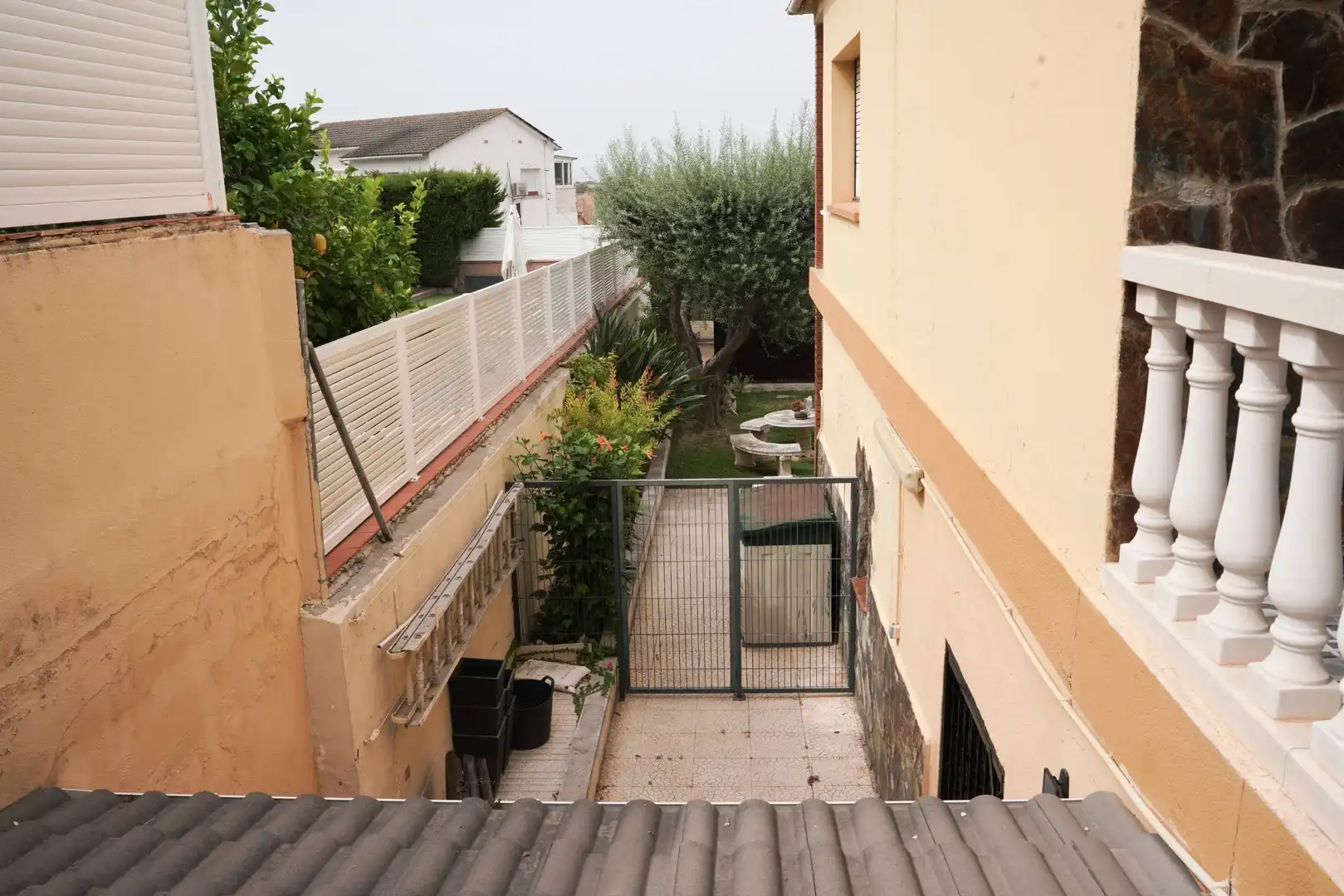 Jardí de Casa o xalet en venda en Cunit amb Terrassa, Piscina i Moblat