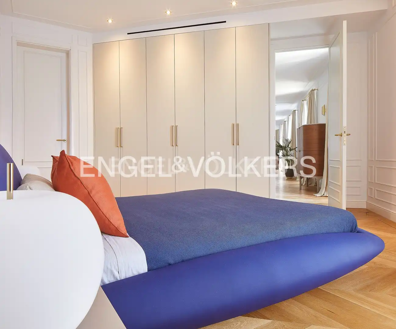 Bedroom of Attic for sale in Barcelona  with Air Conditioner, Heating and Parquet flooring