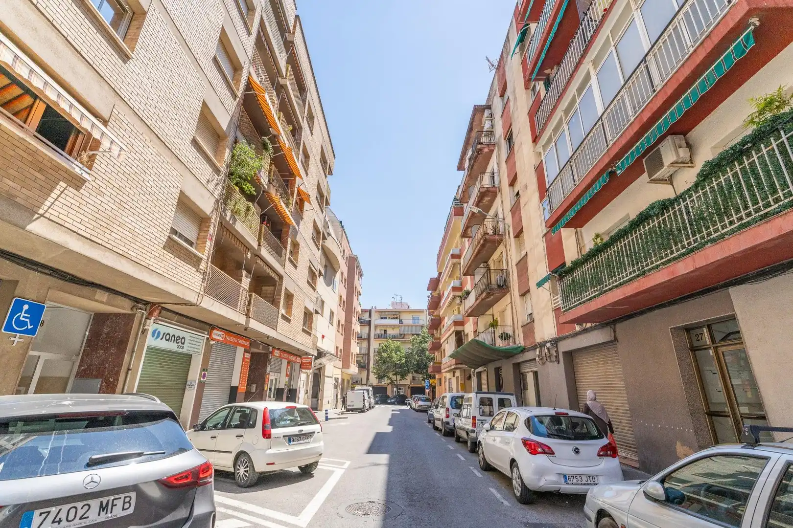 Außenansicht von Wohnung zum Verkauf in Reus mit Klimaanlage, Heizung und Balkon
