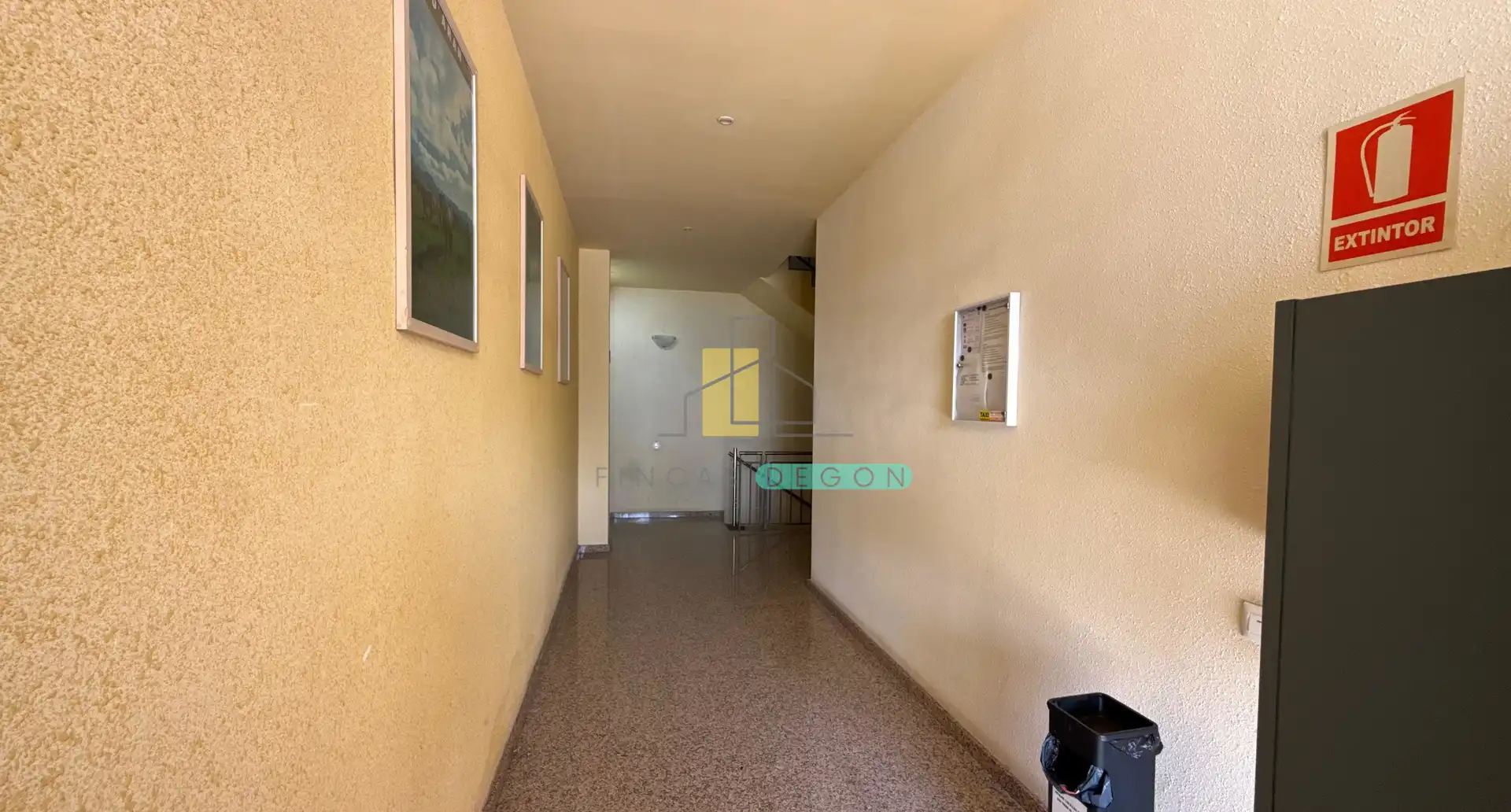 Apartamento en venta en Empuriabrava con Calefacción, Terraza y Amueblado