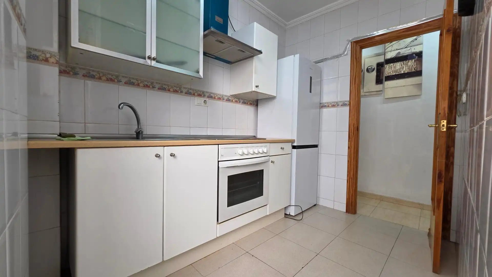 Wohnung zur Miete in Calle monforte del cid, Carolinas Altas