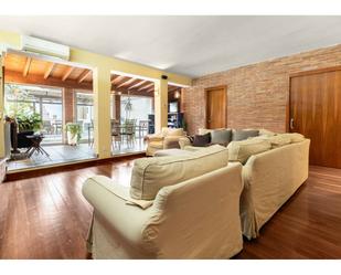 Living room of Flat for sale in Vic  with Heating, Private garden and Parquet flooring