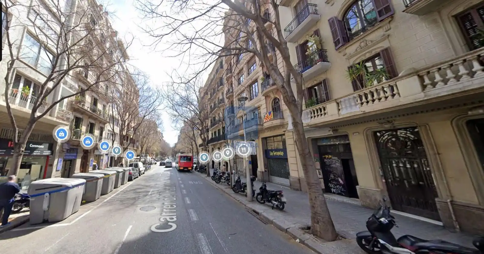 Piso con ascensor en venta en Viladomat, imagen 2