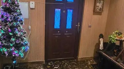 Foto 2 de Casa adosada en venda a Calle Mayor, 28, La Robla , León