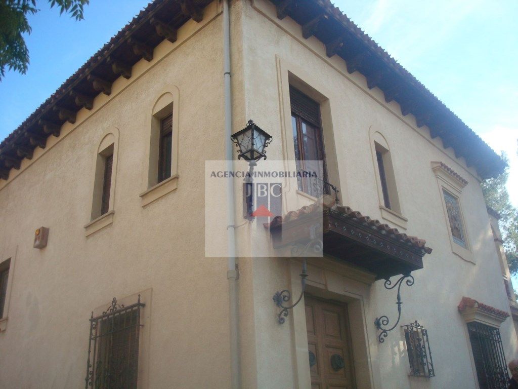 Exterior view of Building for sale in Alcoy / Alcoi