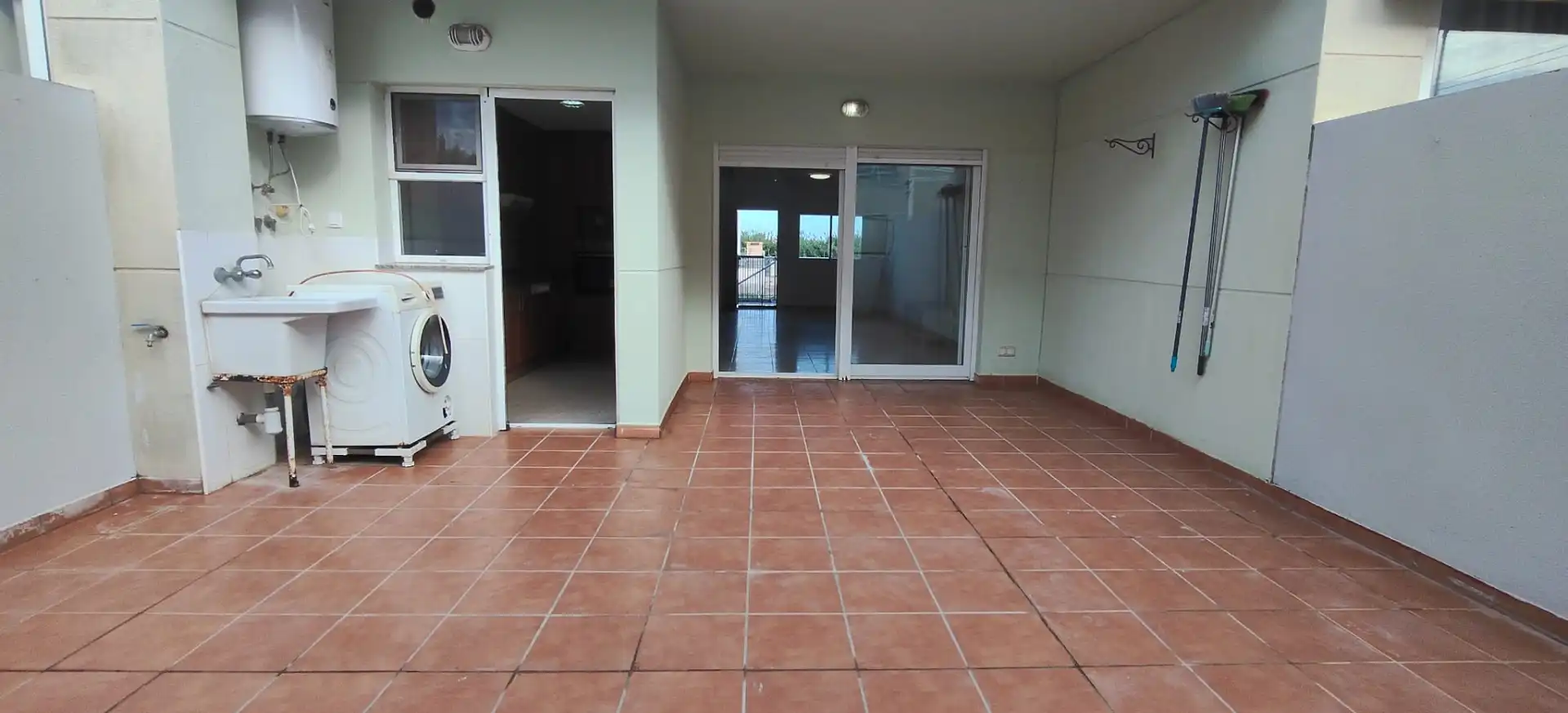 Casa a schiera con piscina in affitto a Carrer Llevant 3, imagen 8