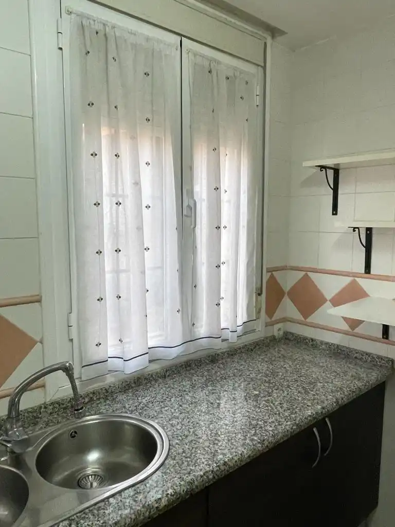 Piso de alquiler en Calle Santa María Magdalena, Arenal - La Pólvora