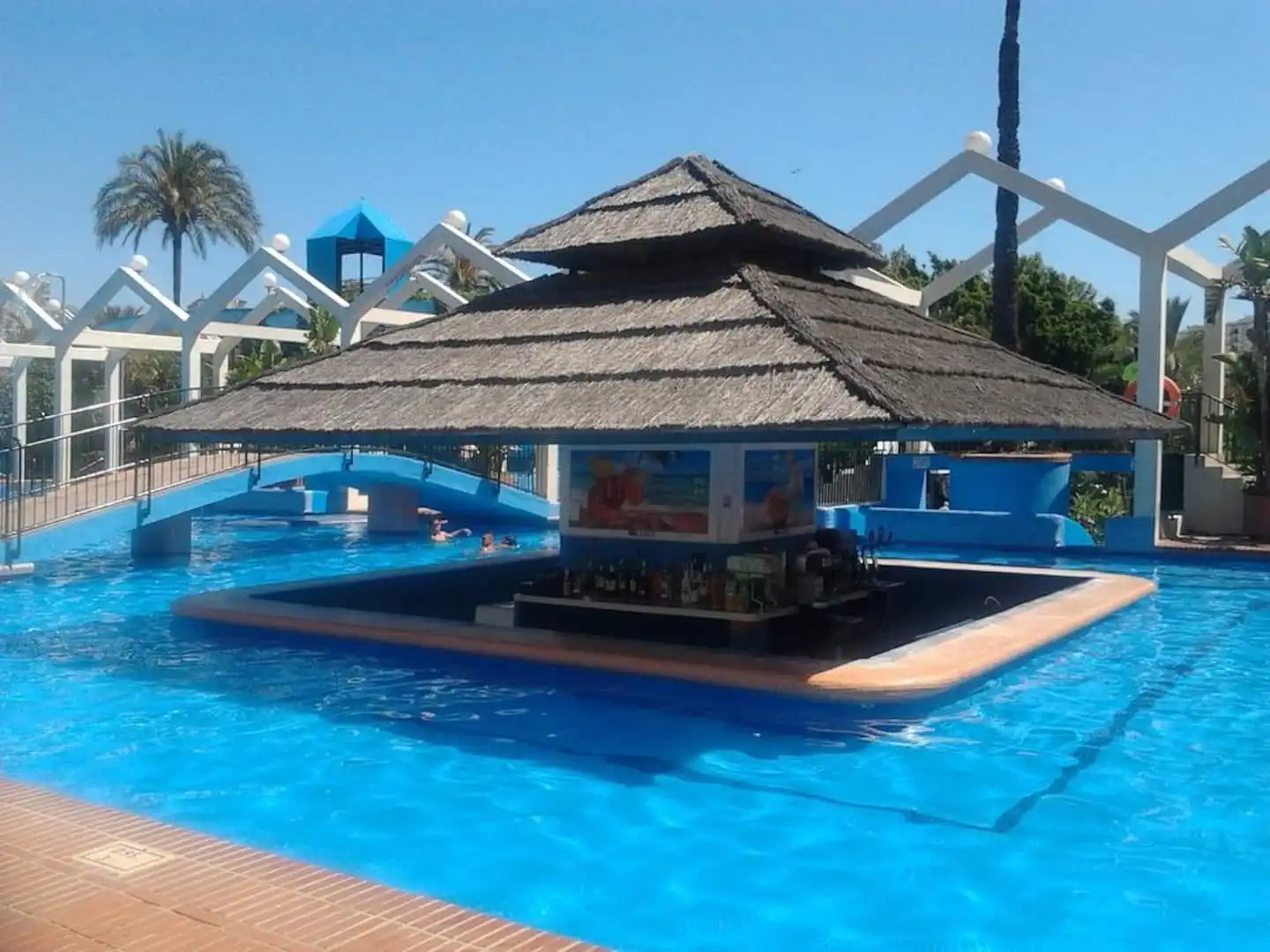 Apartment with pool for sale in Parque de la Paloma, imagen 2