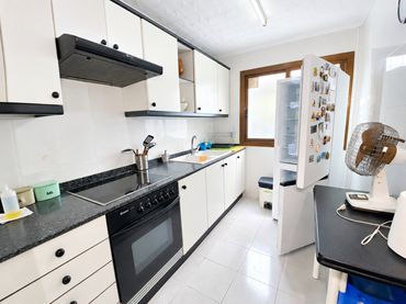 Appartamento con balcone in vendita a Carrer de Sant Joan Bosco