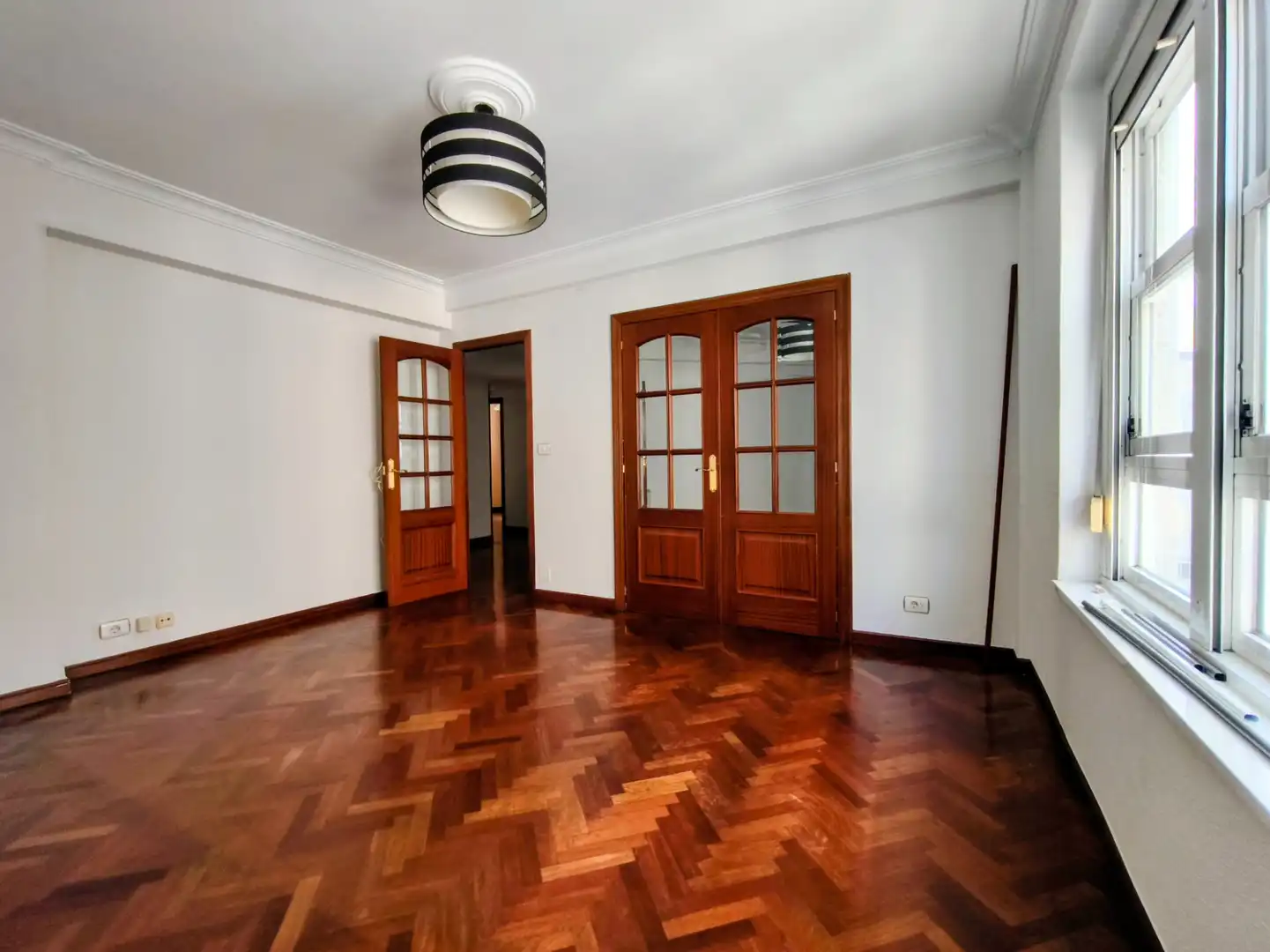 Sala d'estar de Pis en venda en A Coruña Capital  amb Calefacció i Parquet