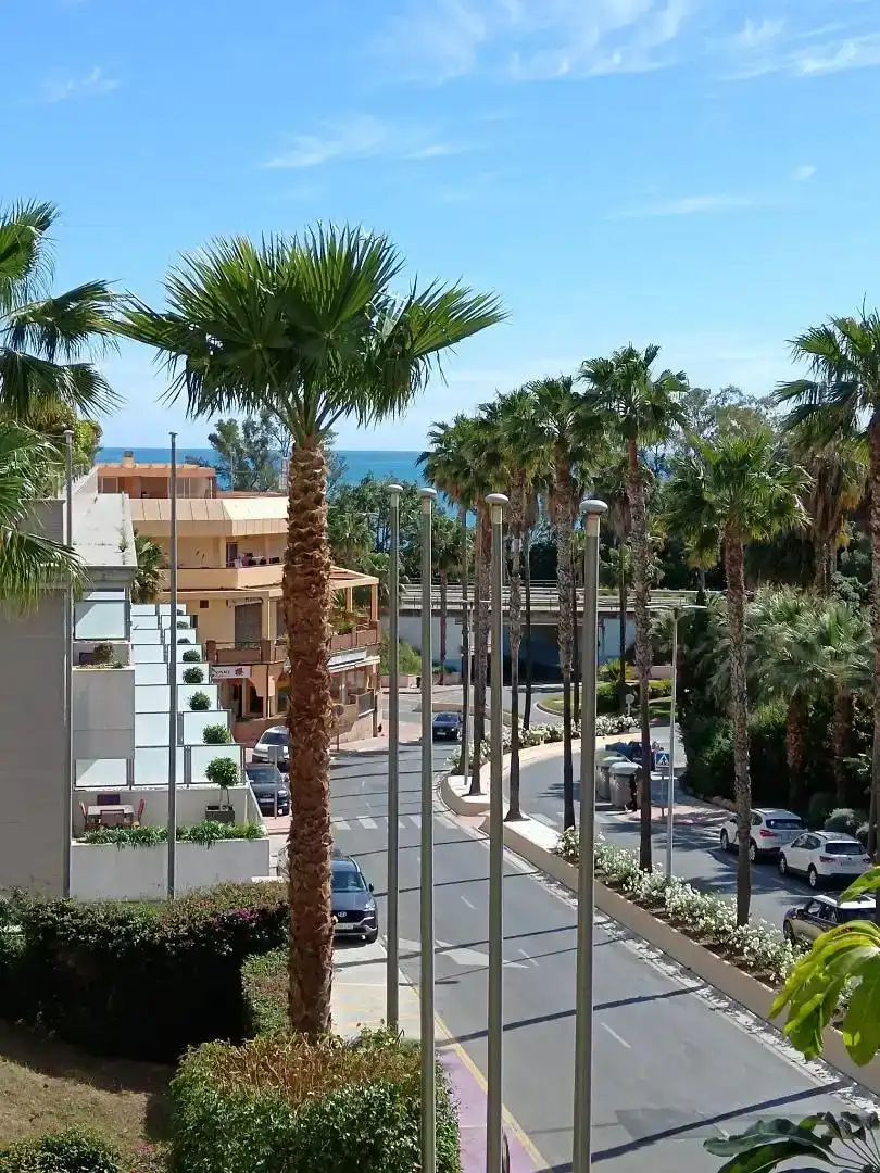 Exterior view of Flat for rent in Torrequebrada