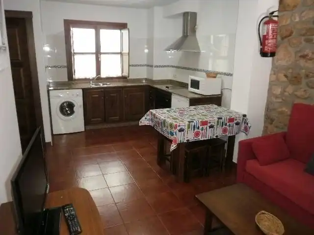 Apartamento de alquiler en Parque Poo, Cabrales
