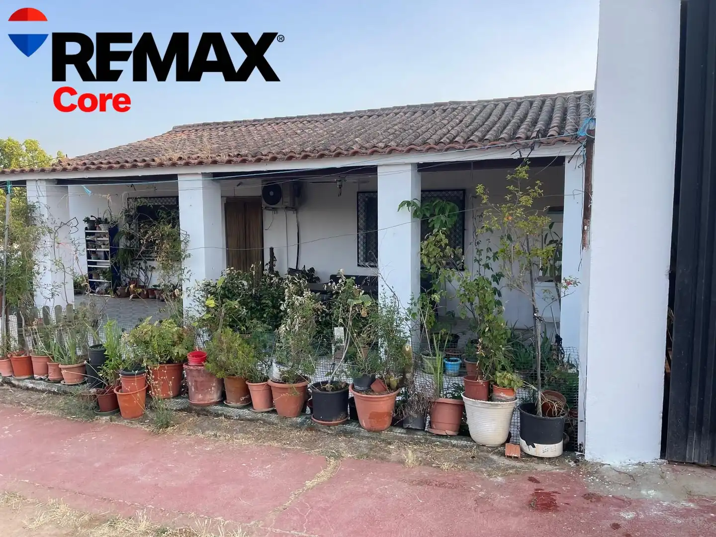 Vista exterior de Casa o xalet en venda en Mérida amb Aire condicionat, Jardí privat i Terrassa