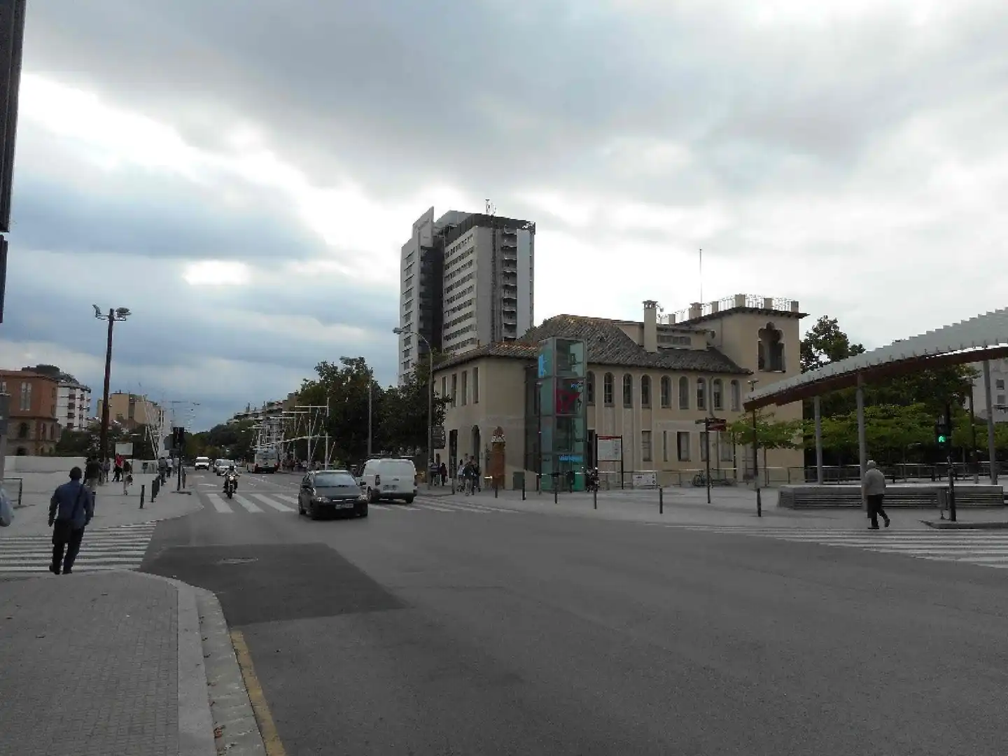 Außenansicht von Garage zum Verkauf in Terrassa