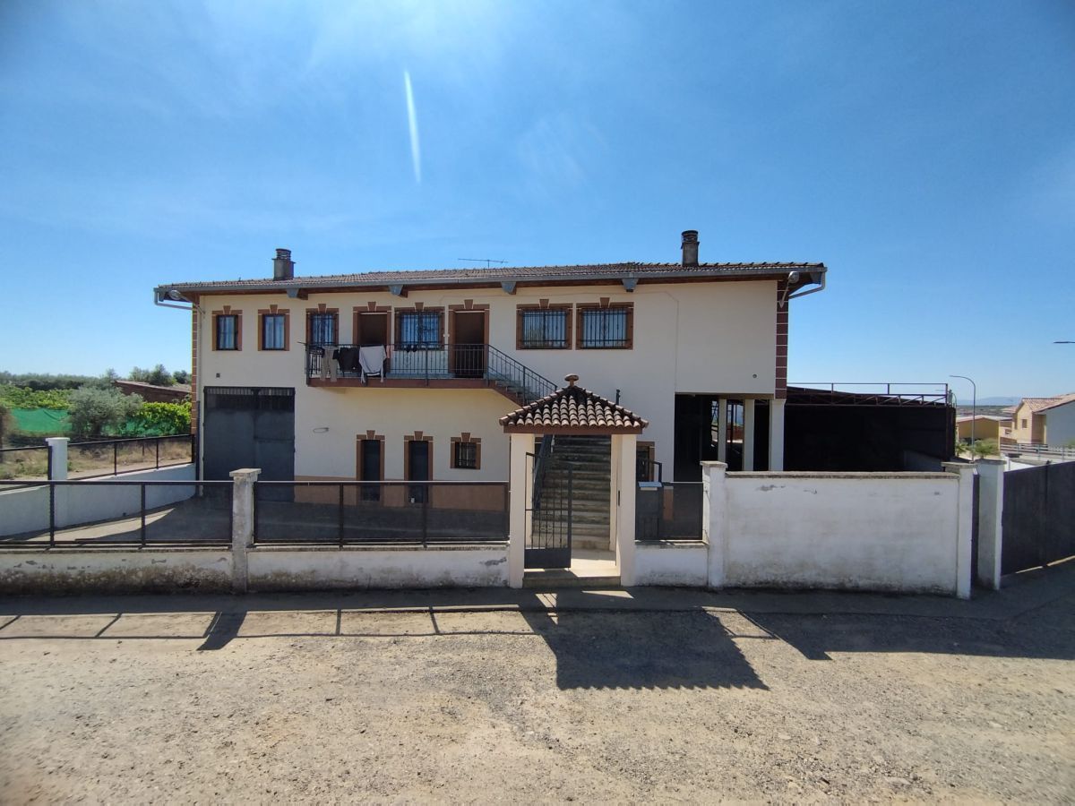 Exterior view of House or chalet for sale in Montehermoso  with Terrace and Storage room