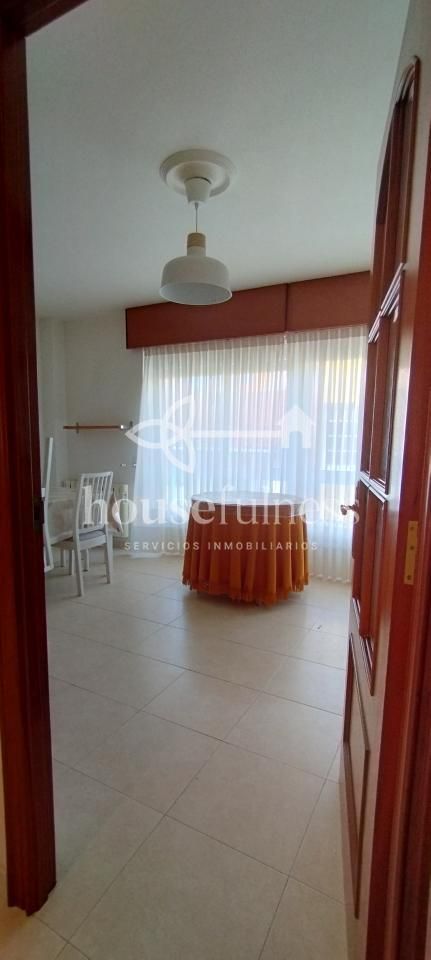 Dormitori de Apartament de lloguer en Ares amb Calefacció i Moblat