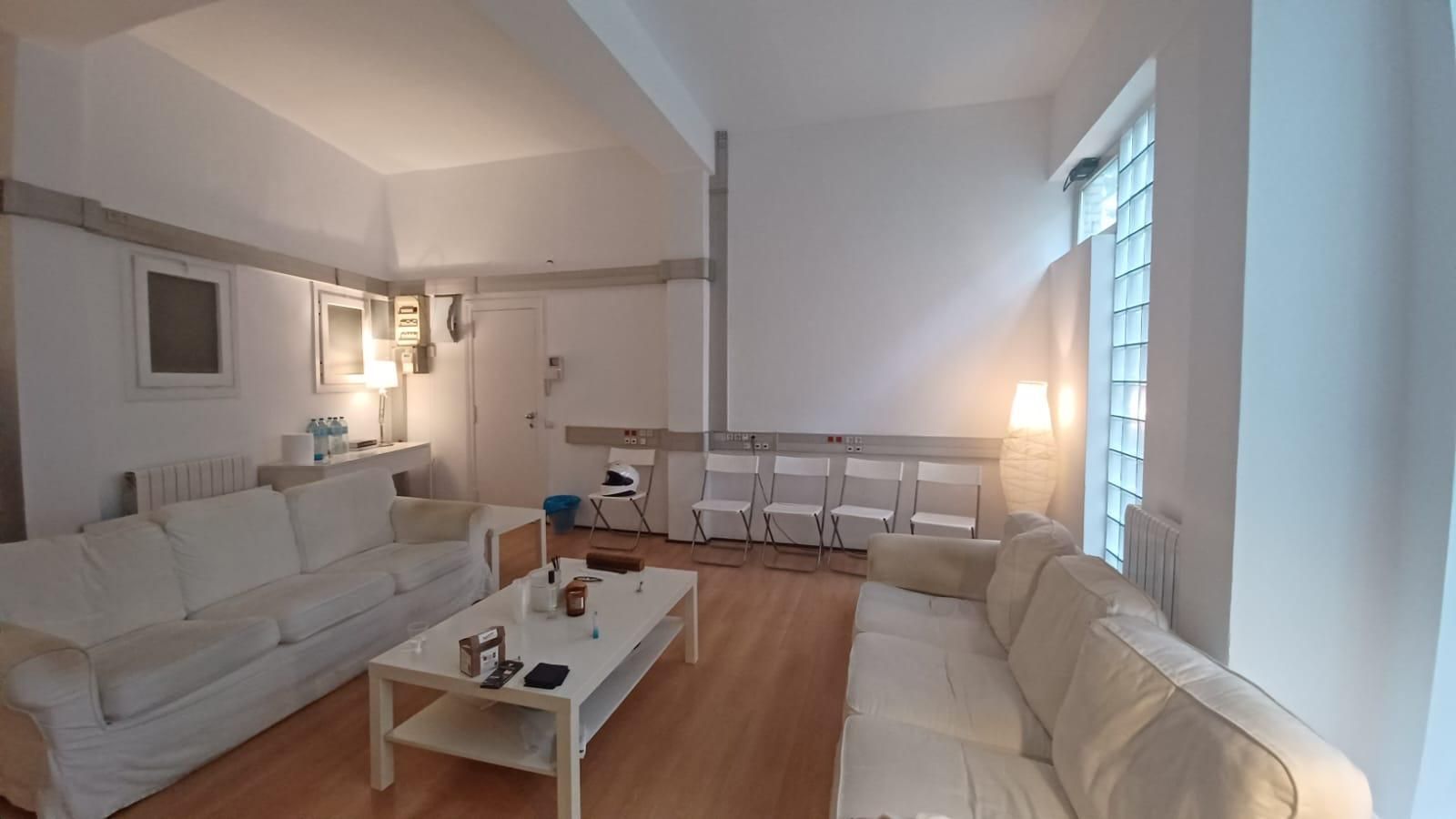 Living room of Flat for sale in  Barcelona Capital  with Air Conditioner and Heating