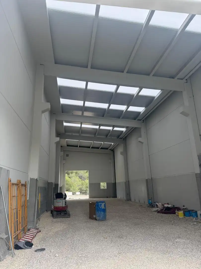 Nau industrial en venda a Mas Romeu