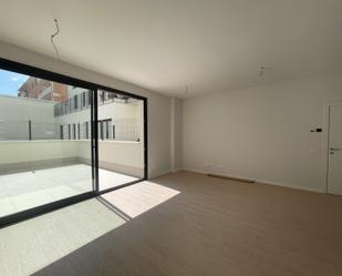Living room of Planta baja to rent in Girona Capital  with Air Conditioner and Terrace